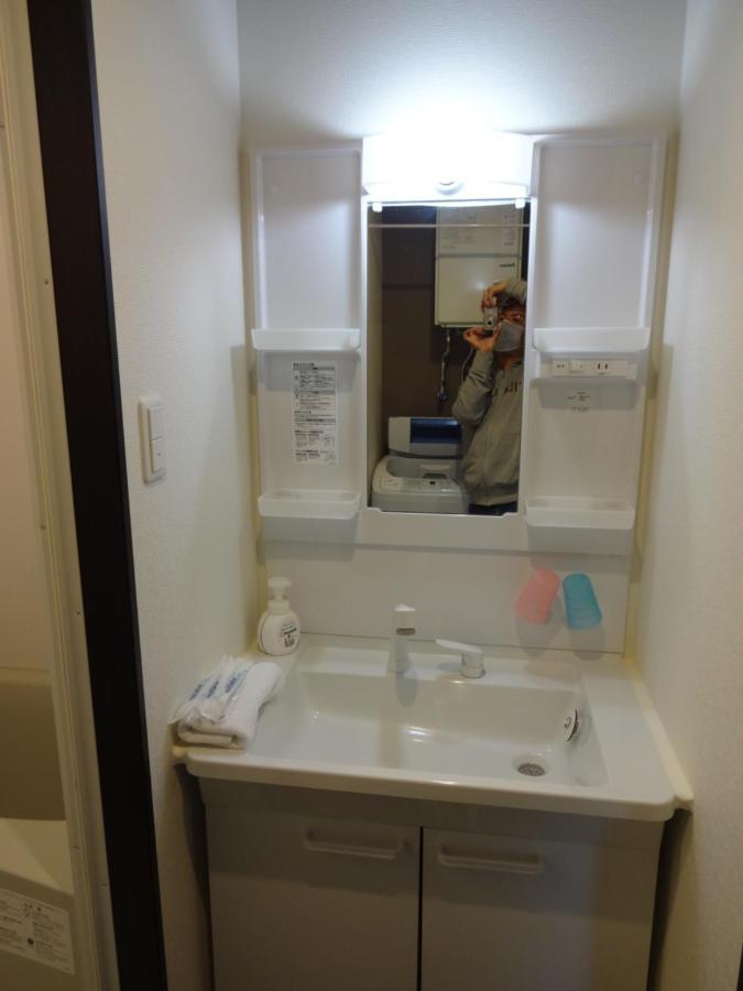 ようこそ札幌へ! 大通公園まで地下鉄10分 定員6名 Firetv完備 1階はセコマ Lägenhet Exteriör bild